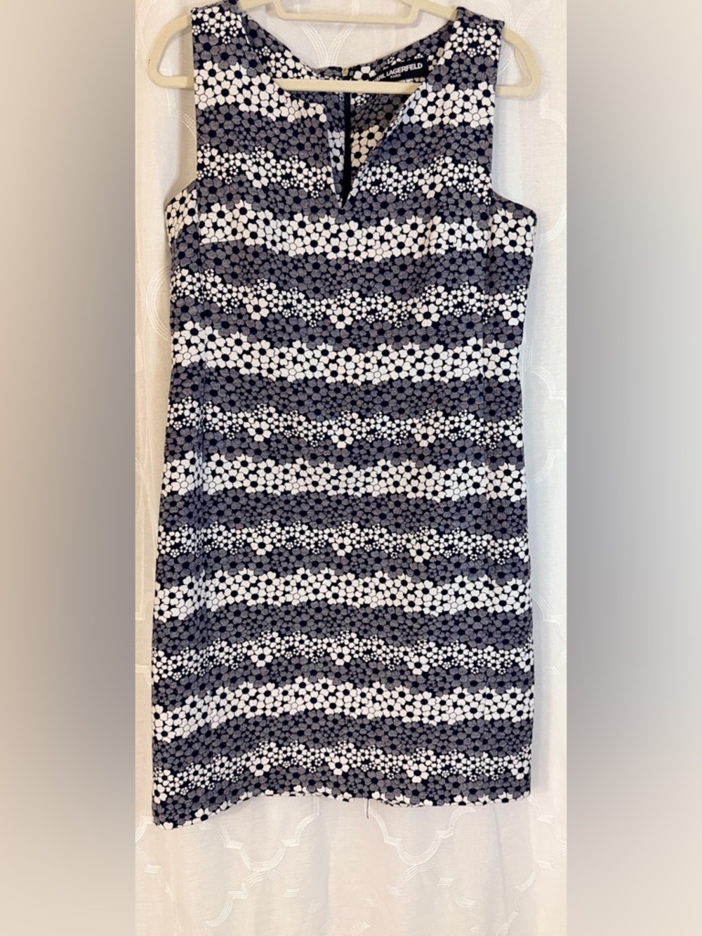 Karl Lagerfeld Paris Black White Floral Sheath Dress Size 8 Chic Career Classic - Picture 6 of 15